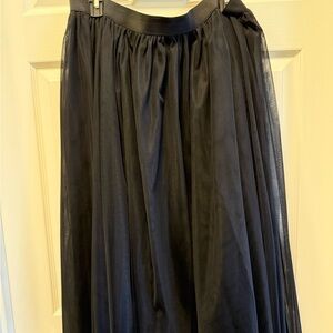 Classic Black Maxi Tulle Skirt with Elastic Waist